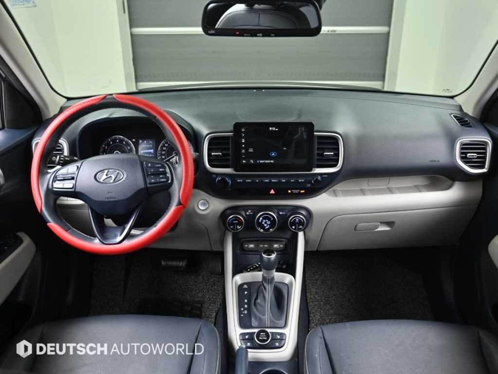 HYUNDAI Venue - Vista 7
