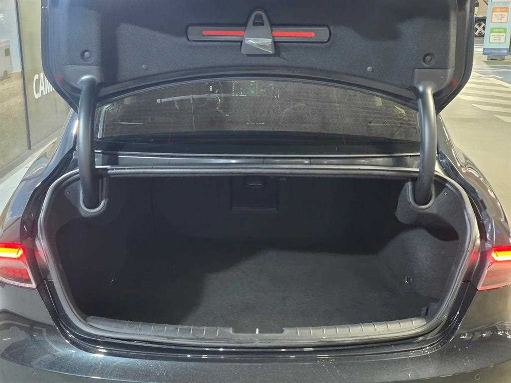 HYUNDAI Grandeur - Vista 4