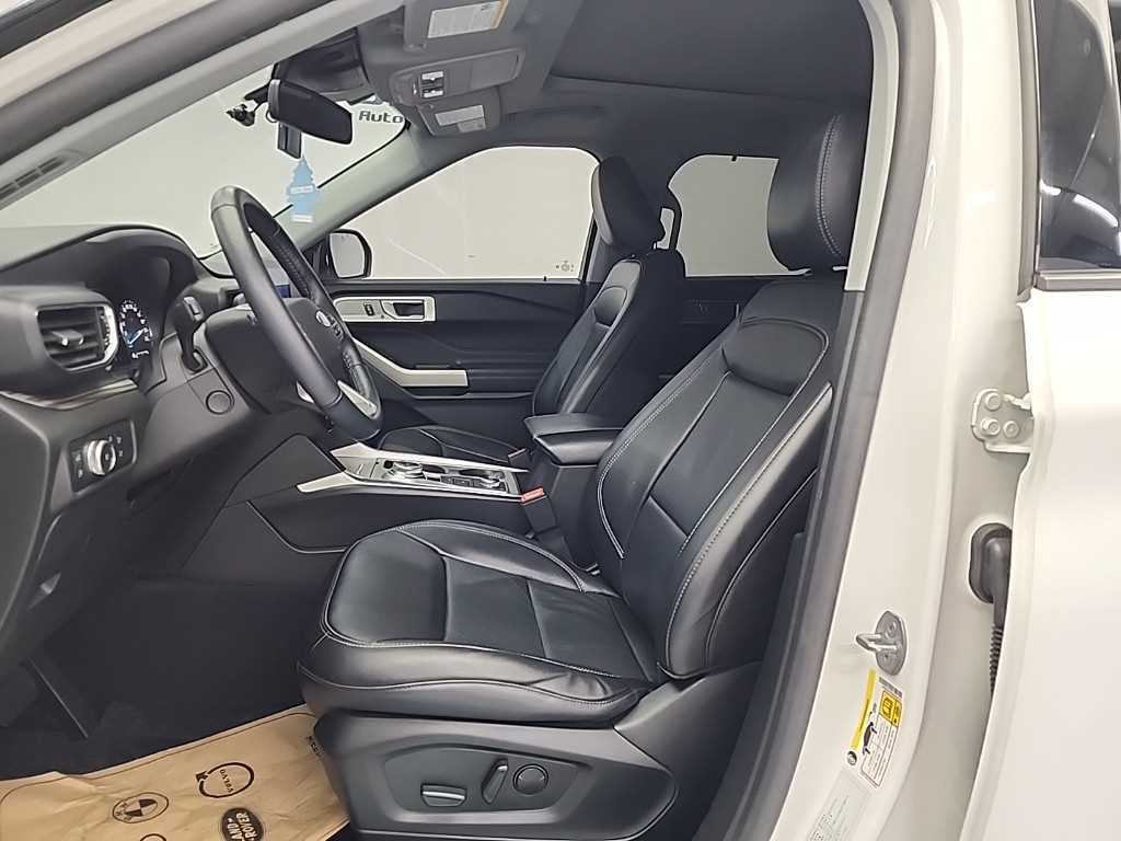 Ford Explorer - Vista 11