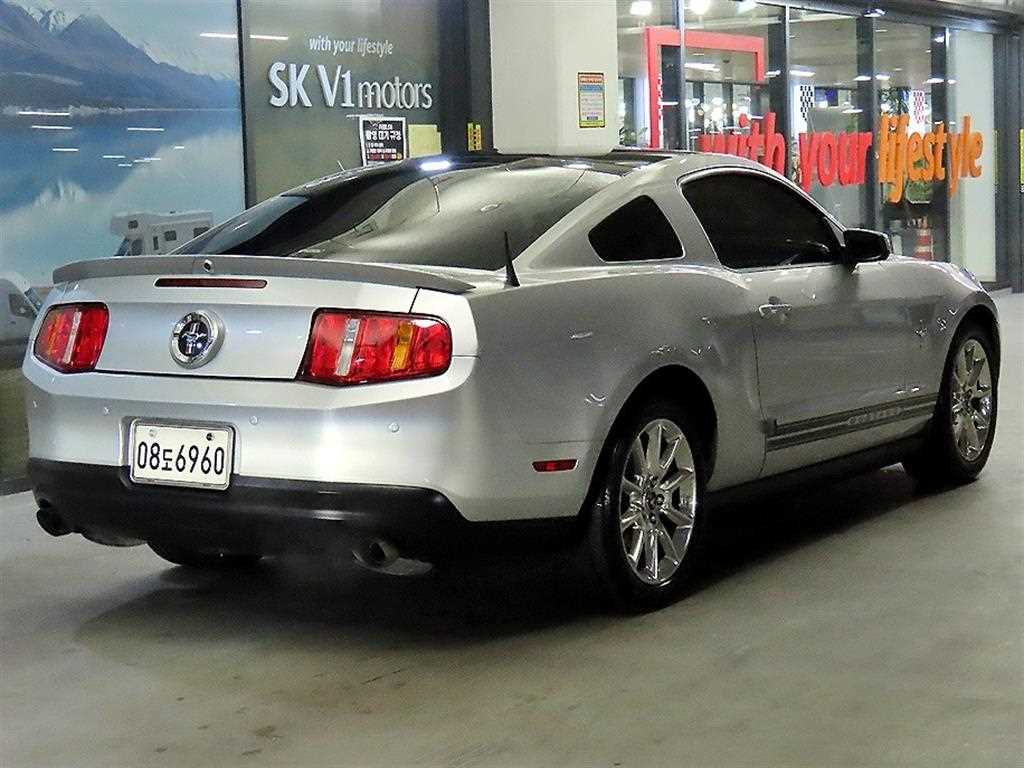 Ford Mustang - Vista 4