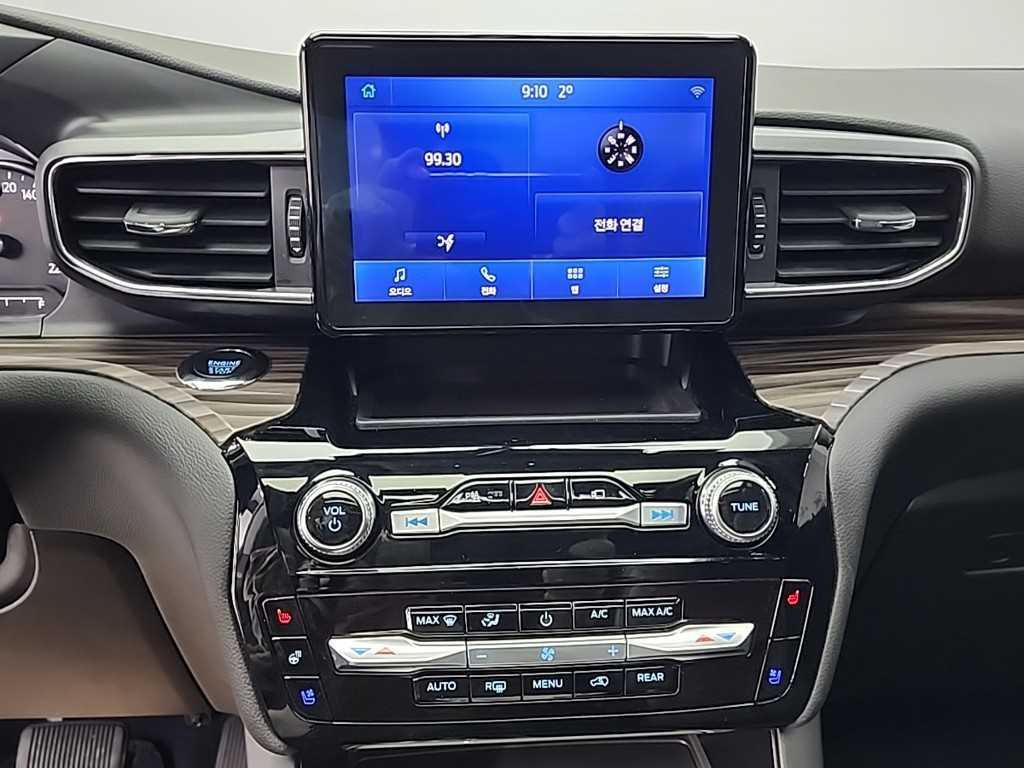 Ford Explorer - Vista 10