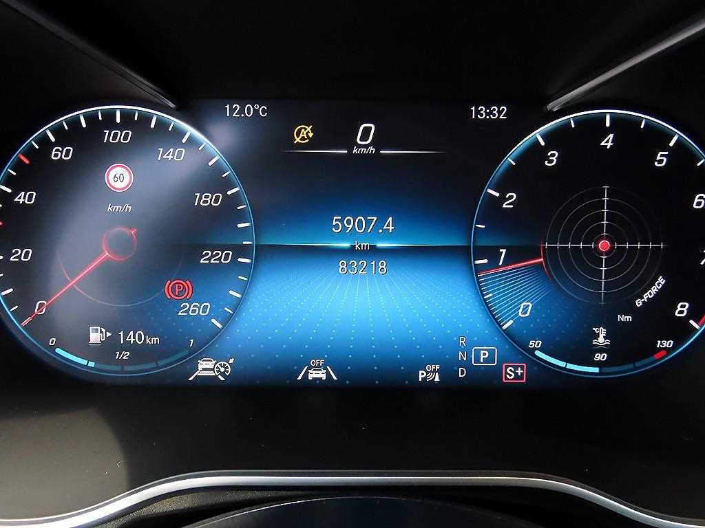 Mercedes Benz GLC Class - Vista 9