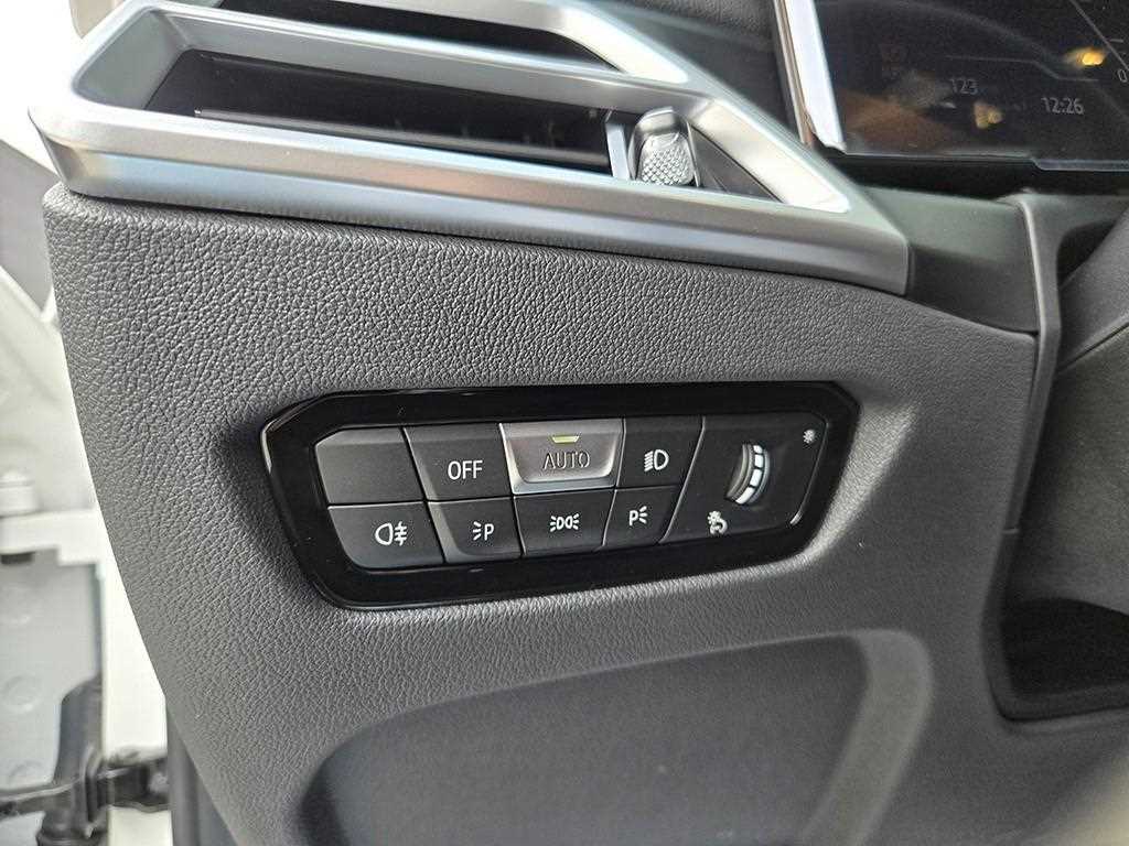 BMW 3 series 2025 Blanco - Importación desde Corea - HF Imports Iquique - Foto 13