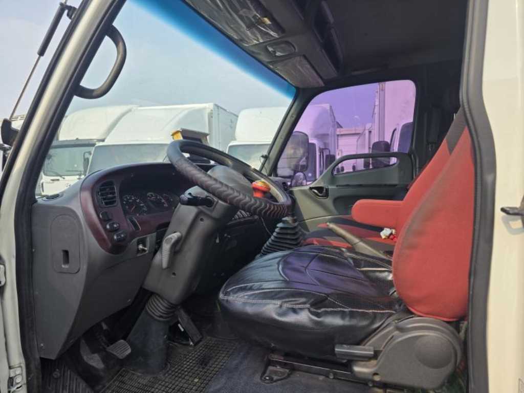 medium and large cargo Cargo - Vista 8