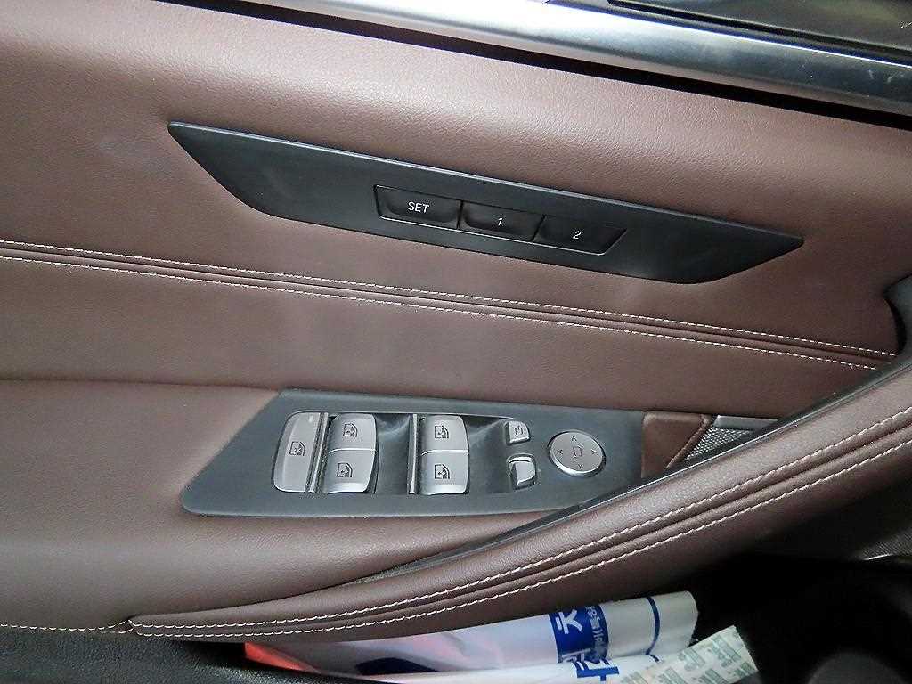 BMW 5 Series 2021 Negro - Importación desde Corea - HF Imports Iquique - Foto 13