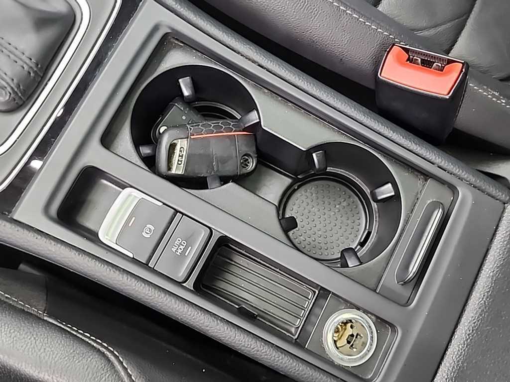 Volkswagen Golf 2015 Blanco - Importación desde Corea - HF Imports Iquique - Foto 17