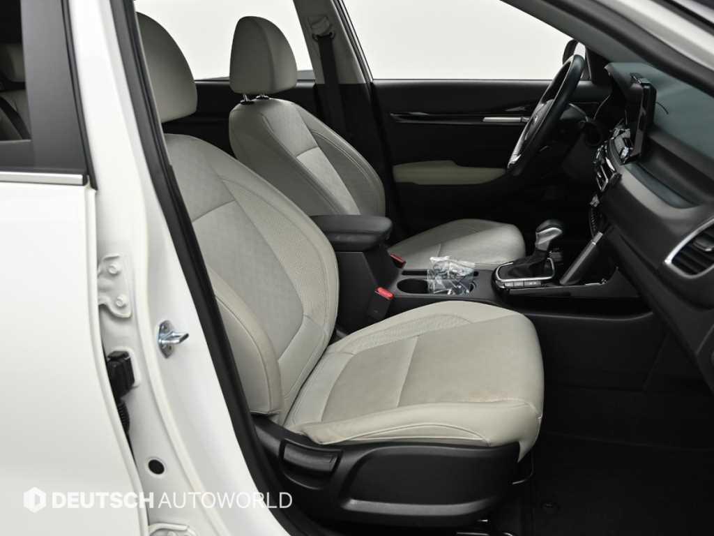 KIA Seltos - Vista 10