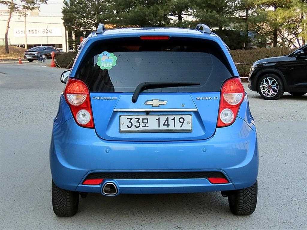 Chevrolet Spark - Vista 5