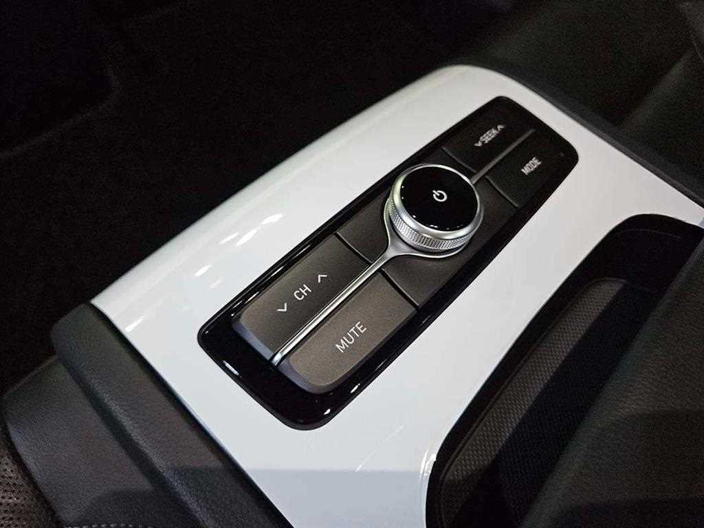 HYUNDAI Grandeur - Vista 10