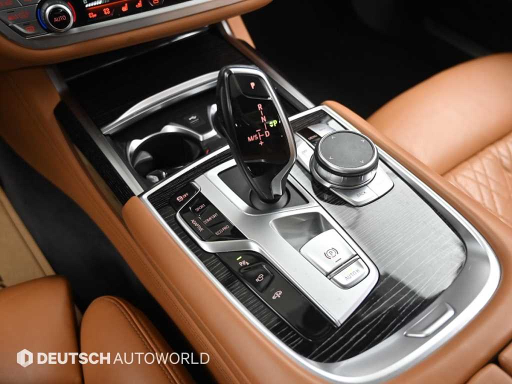 BMW 7 Series - Vista 9