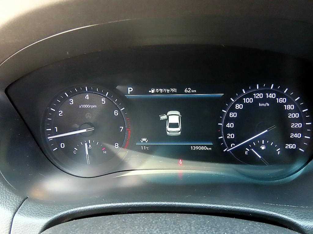 Genesis G80 - Vista 9