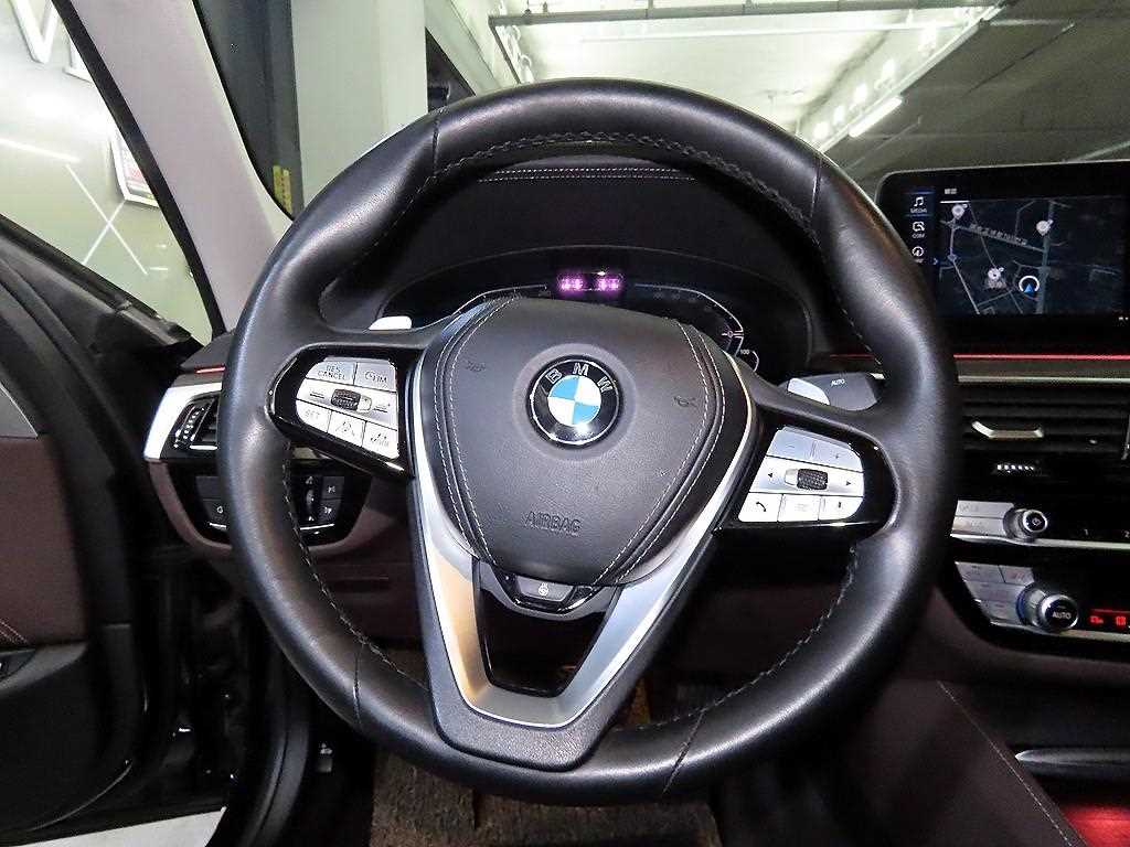 BMW 5 Series - Vista 8