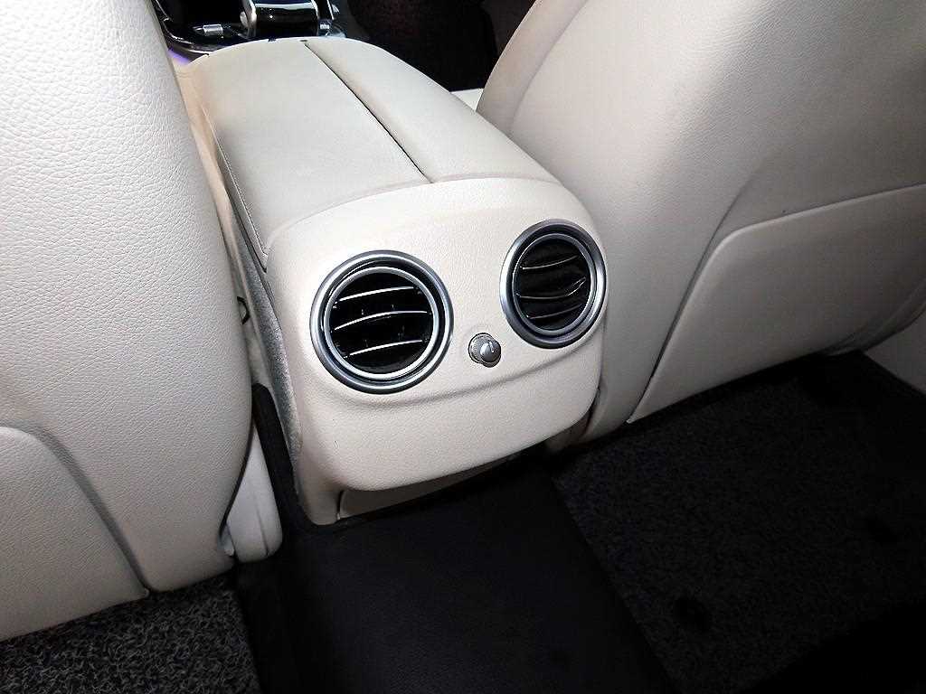 Mercedes Benz E class 2017 Blanco - Importación desde Corea - HF Imports Iquique - Foto 17