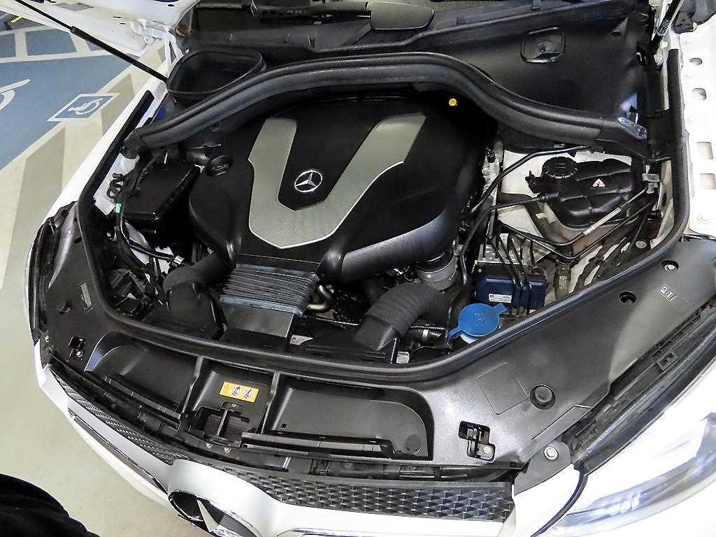 Mercedes Benz GLE Class 2017 Blanco - Importación desde Corea - HF Imports Iquique - Foto 19