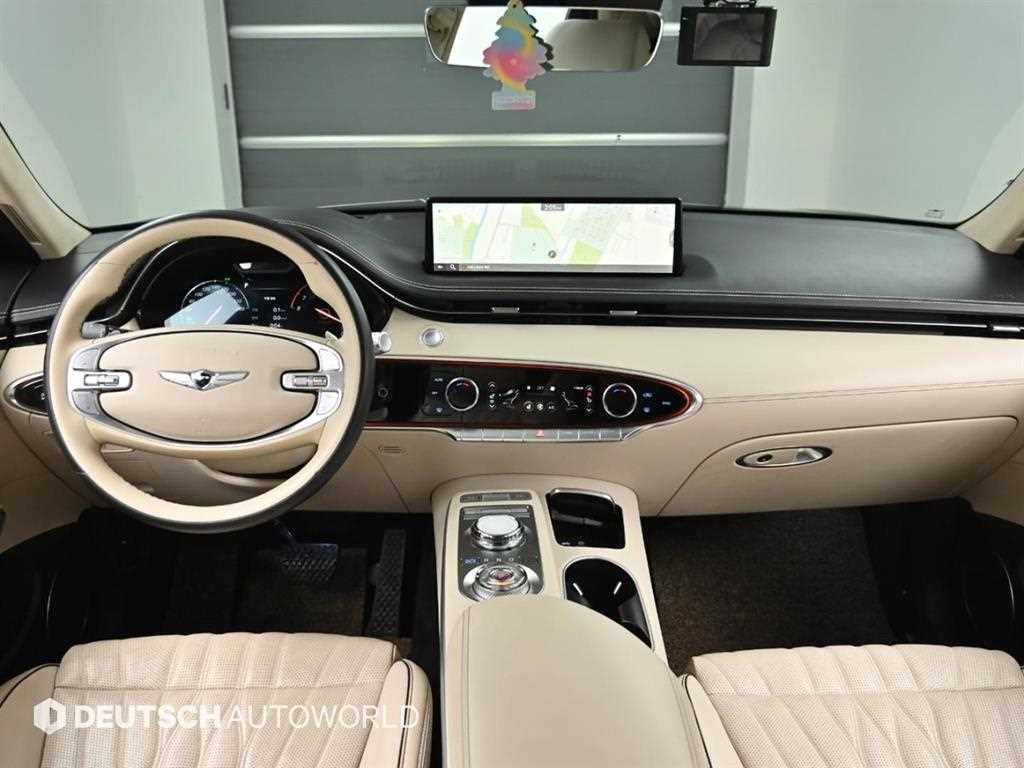 Genesis GV70 - Vista 8