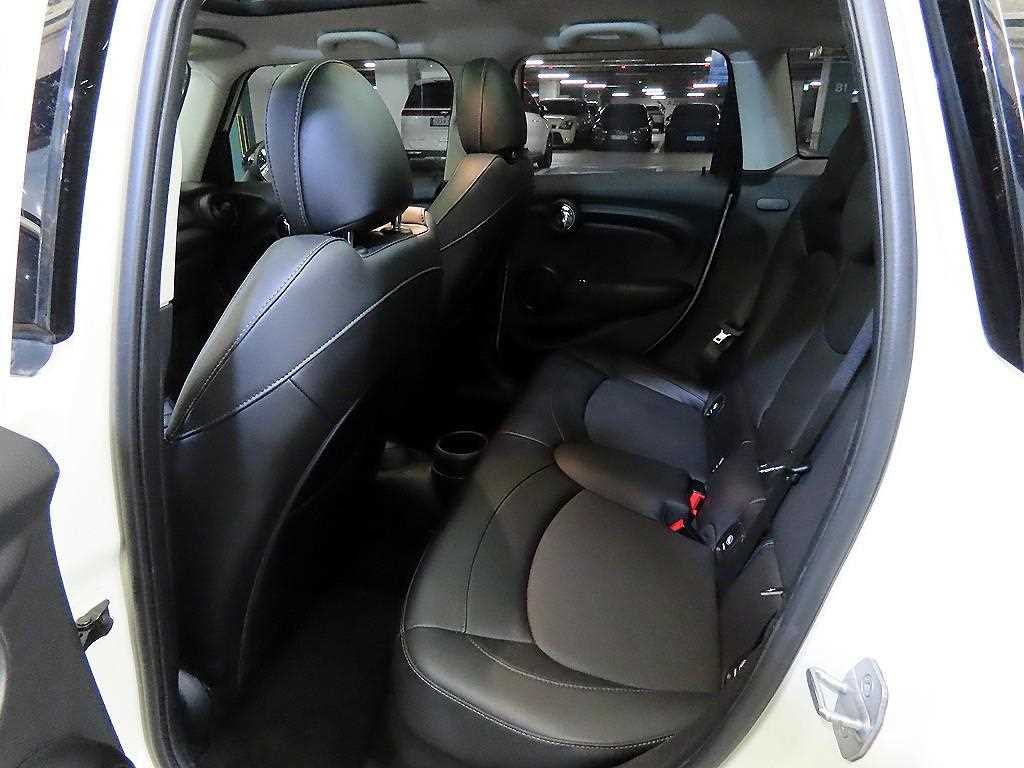 Mini Cooper - Vista 7