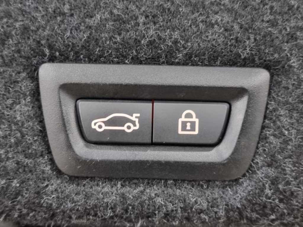 BMW 5 Series - Vista 5