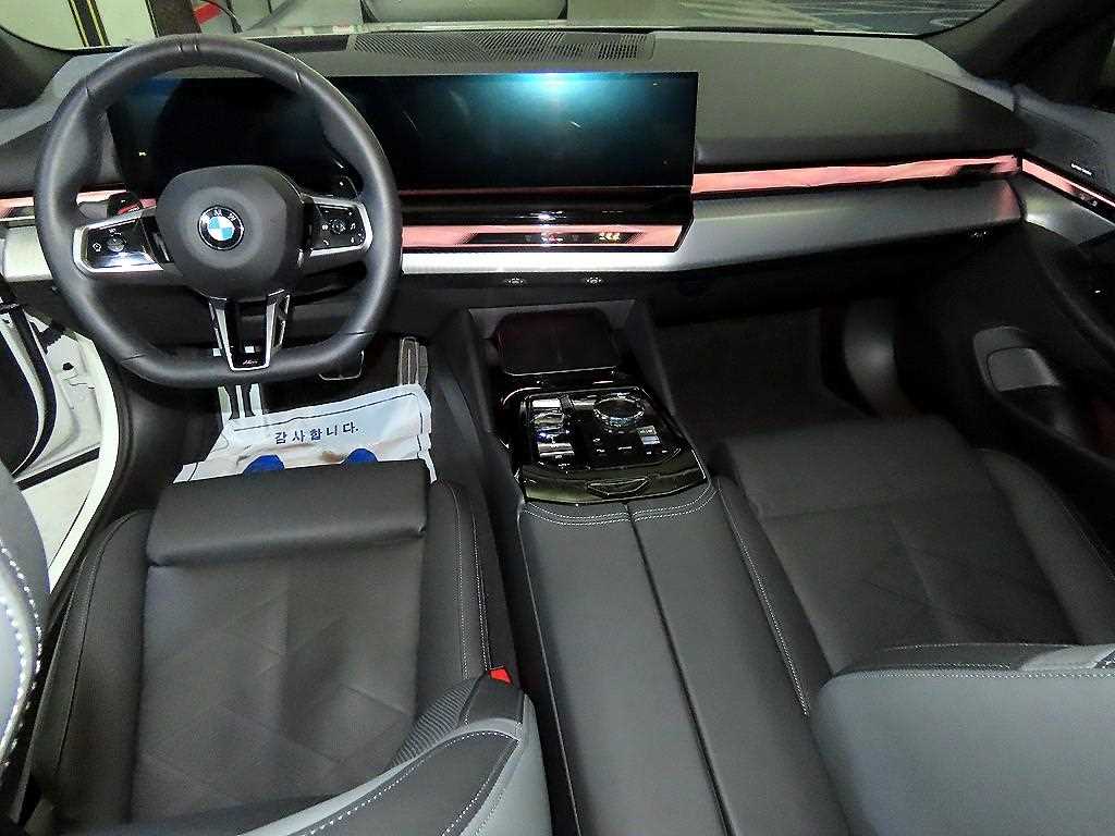 BMW 5 Series - Vista 10