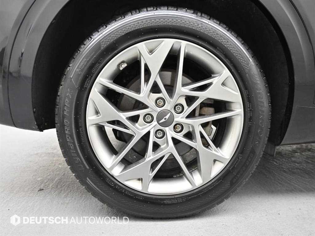 Genesis GV70 - Vista 6