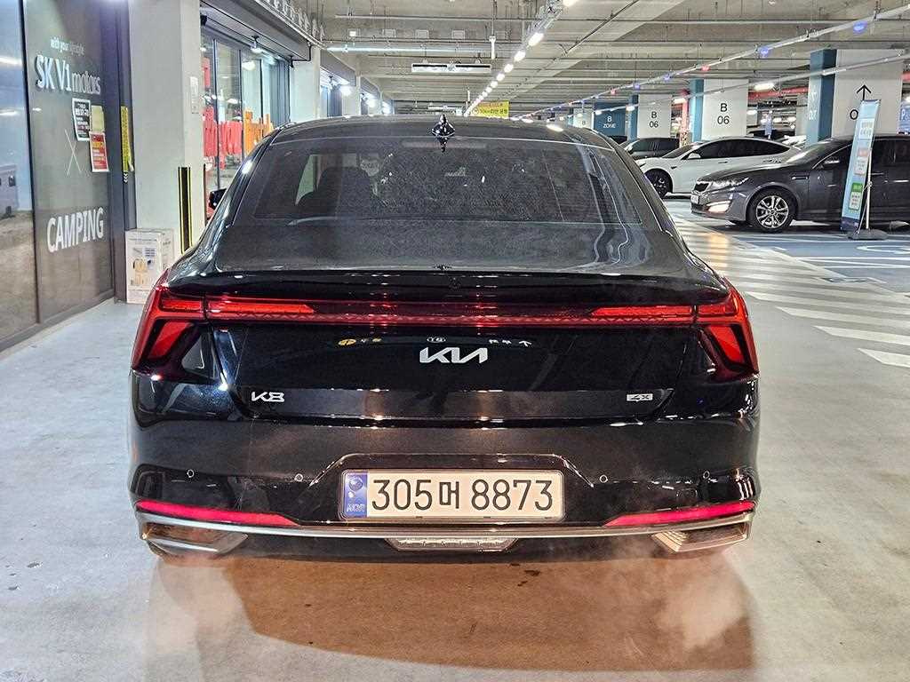 KIA K8 - Vista 5