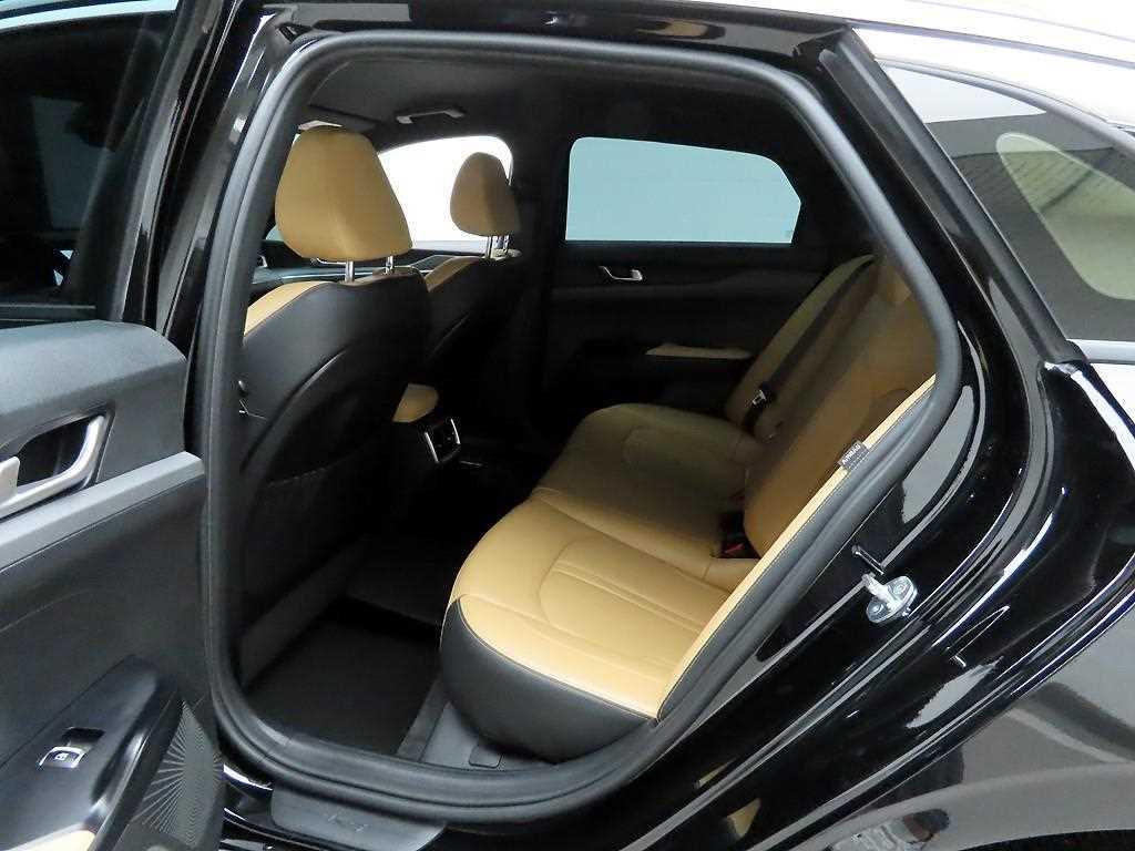 KIA K5 2021 Negro - Importación desde Corea - HF Imports Iquique - Foto 14