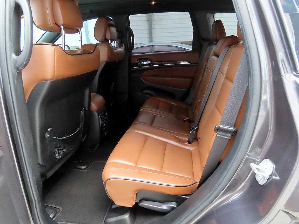 Jeep Cherokee - Vista 6