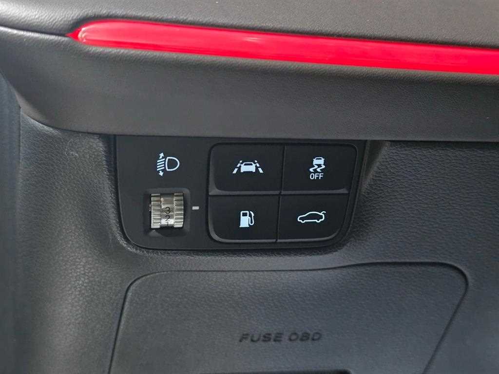 HYUNDAI Grandeur - Vista 12