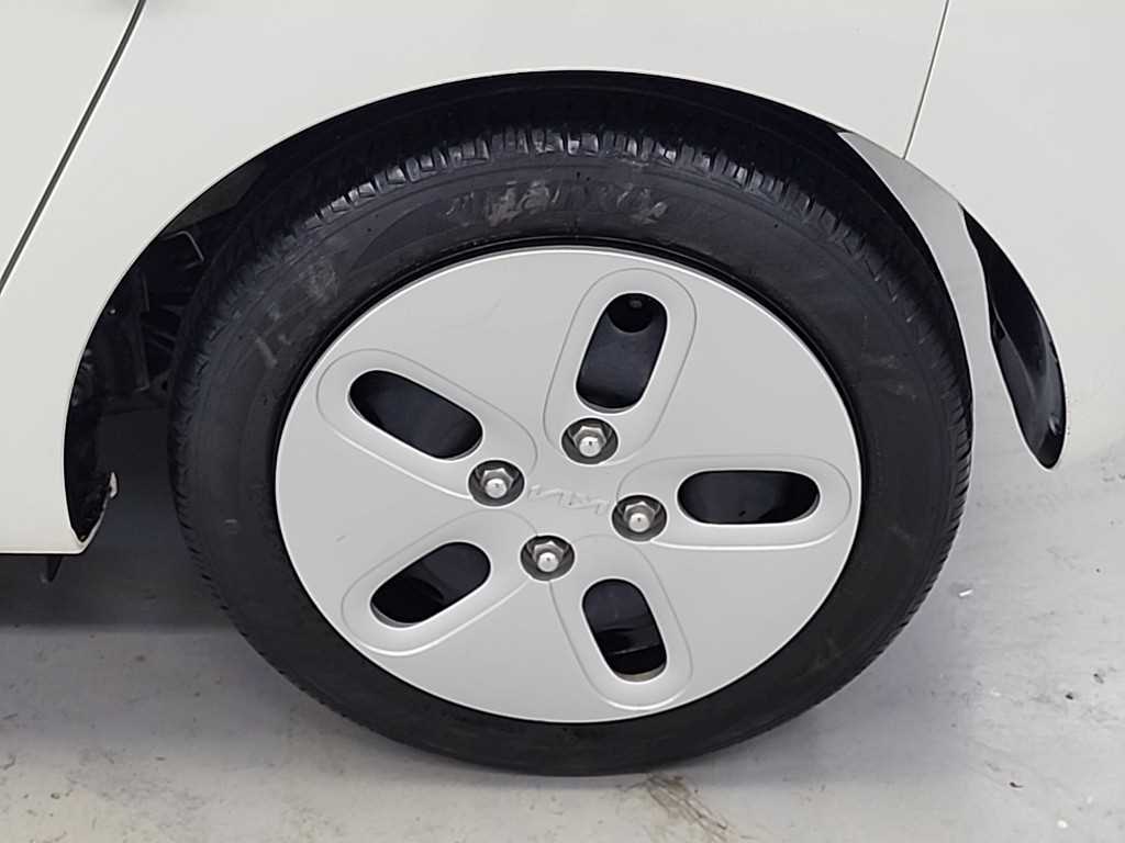 KIA Ray 2022 Blanco - Importación desde Corea - HF Imports Iquique - Foto 19