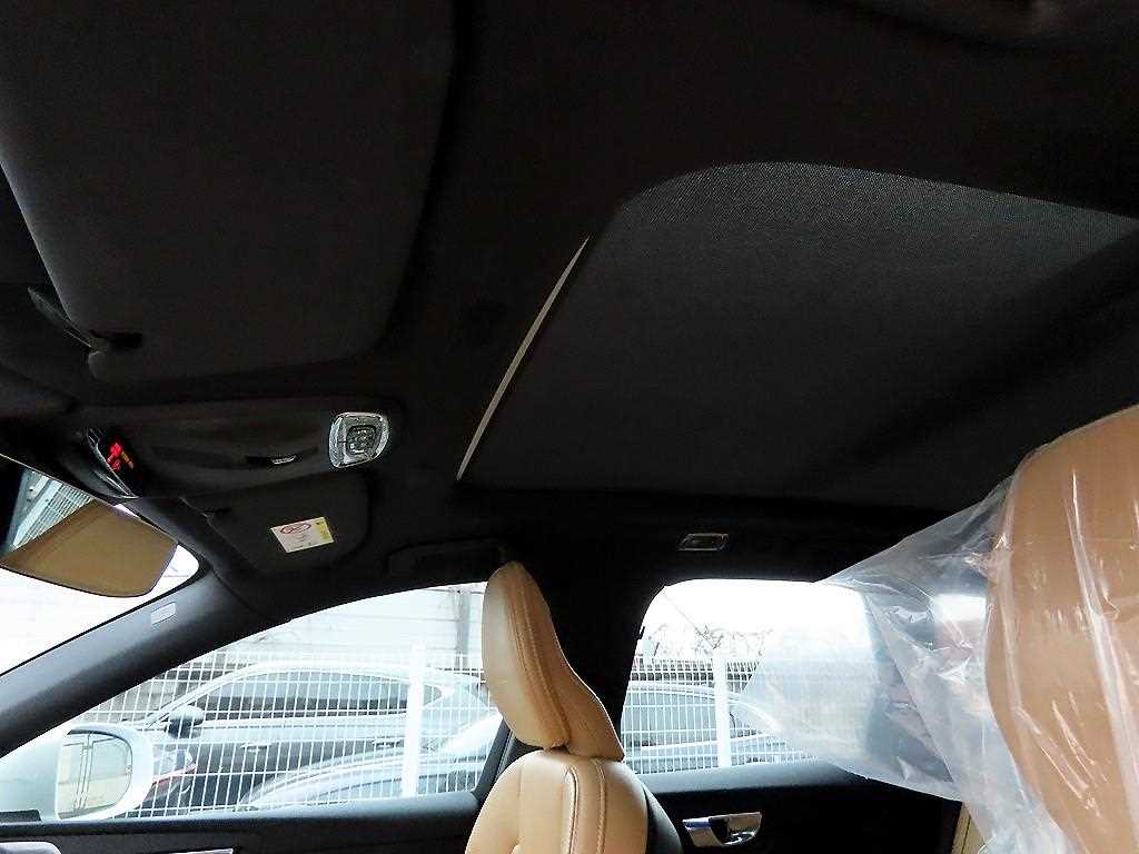 Volvo XC60 2020 Blanco - Importación desde Corea - HF Imports Iquique - Foto 18