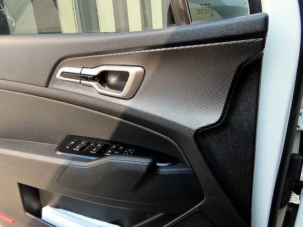 KIA Sportage - Vista 11