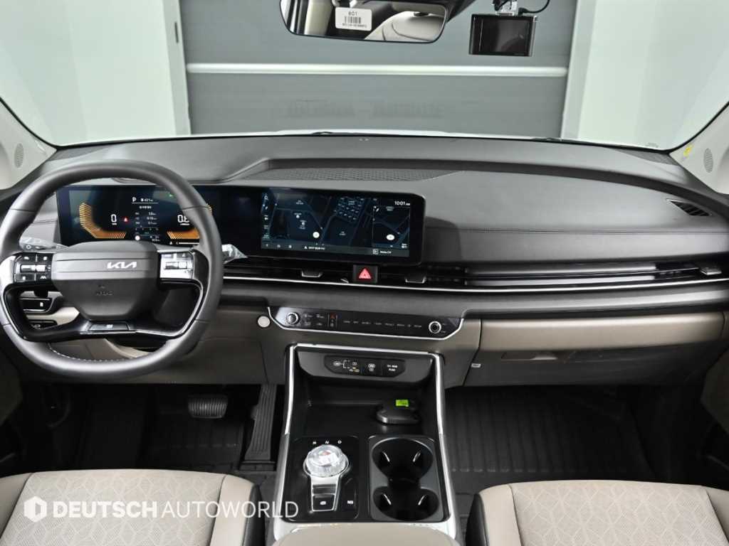 KIA Carnival - Vista 7