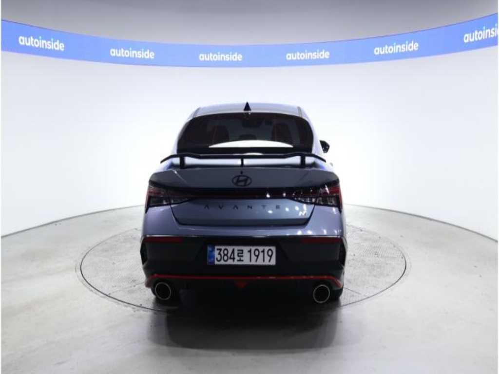 HYUNDAI Avante - Vista 4