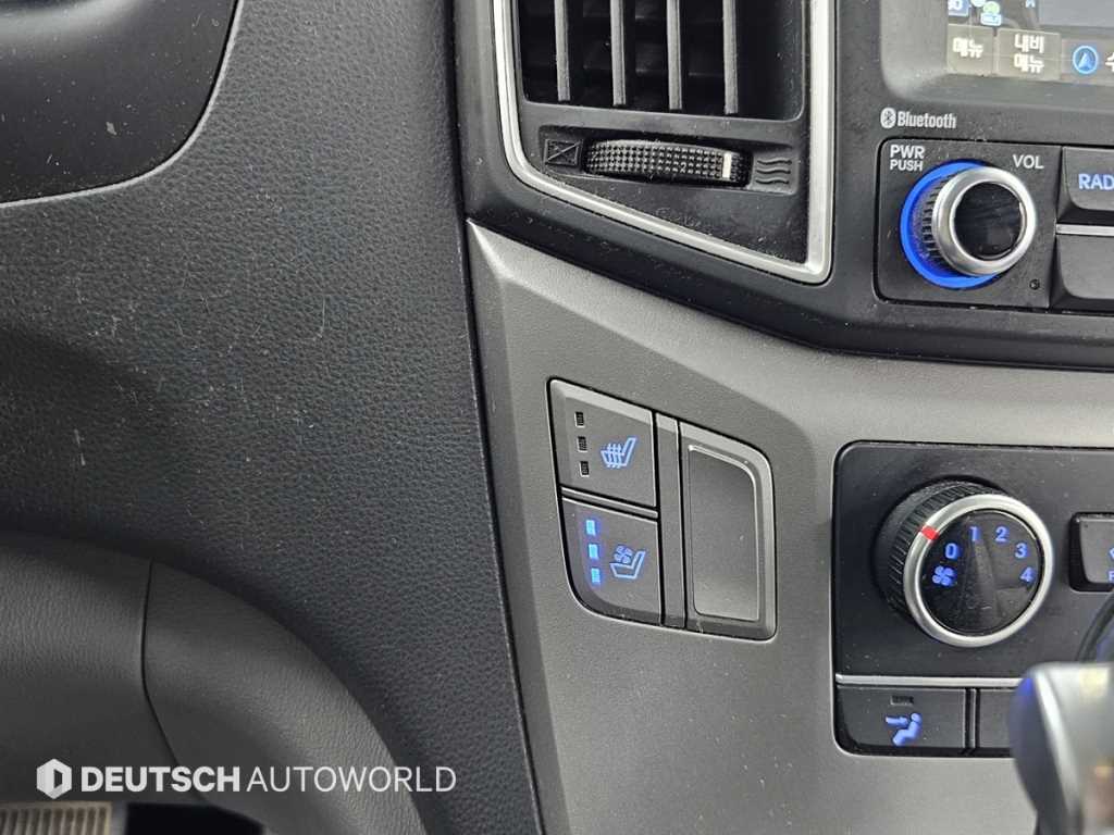HYUNDAI Starex 2019 Blanco - Importación desde Corea - HF Imports Iquique - Foto 17