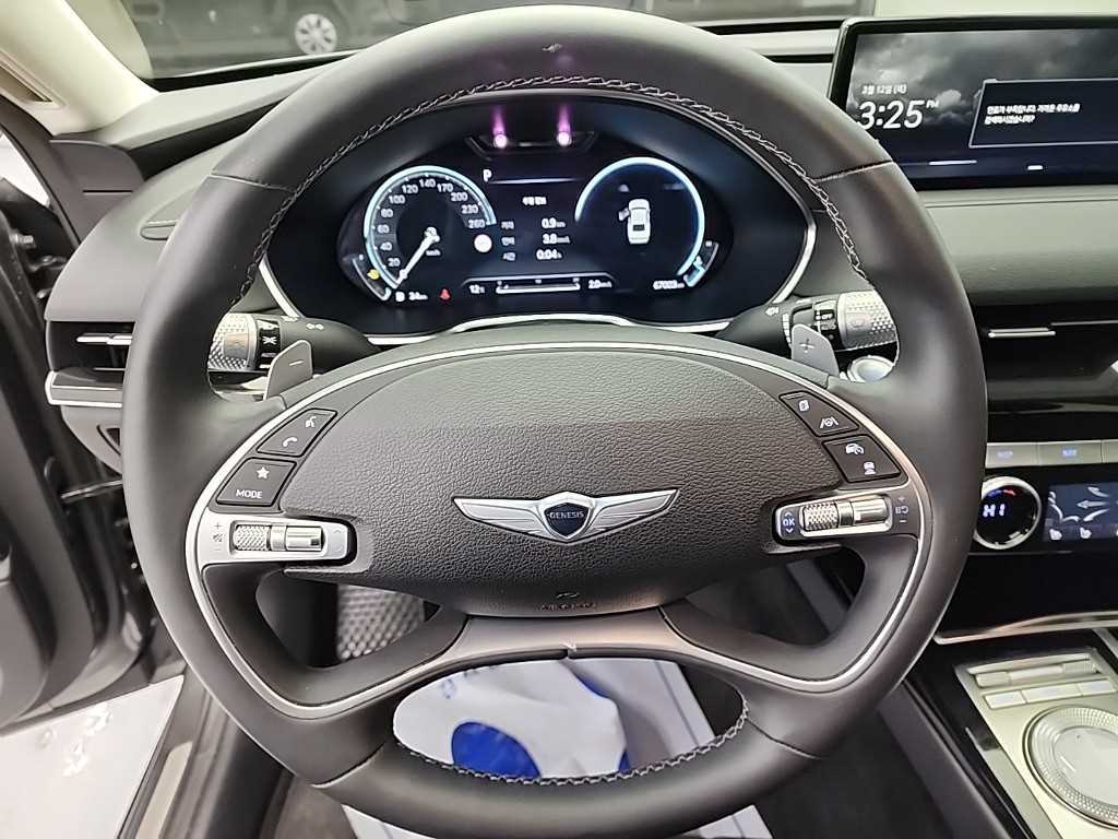 Genesis G80 - Vista 10