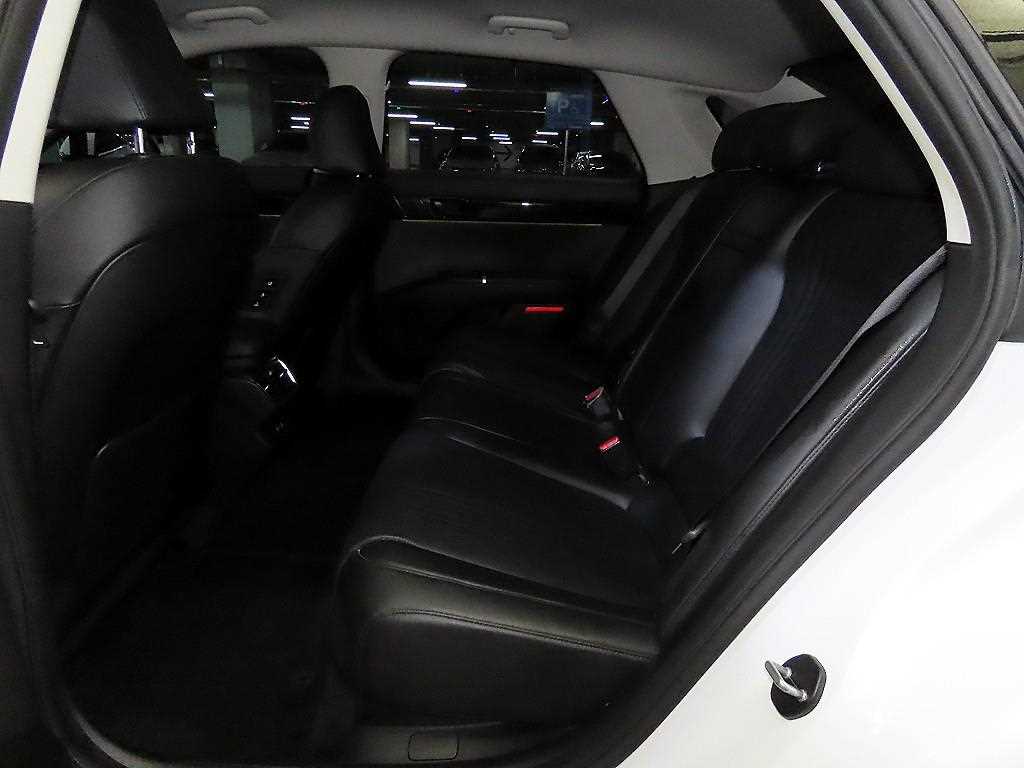 HYUNDAI Grandeur - Vista 7