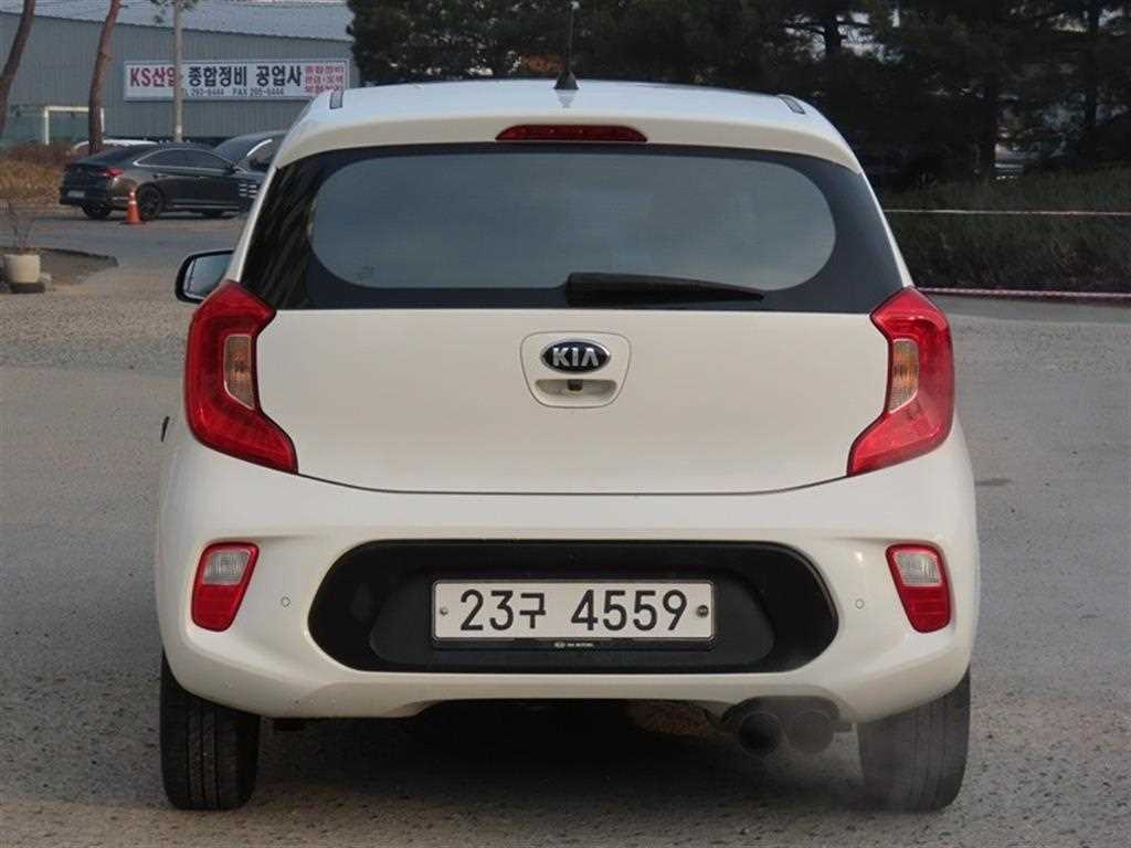 KIA Morning - Vista 4