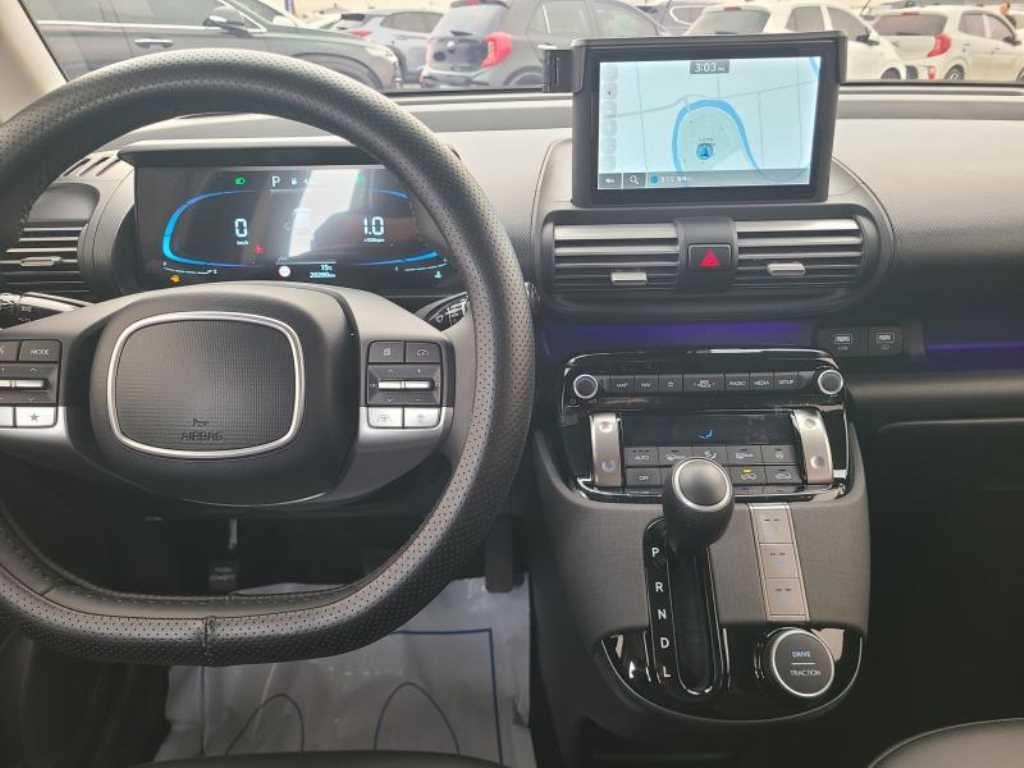 HYUNDAI Casper - Vista 10