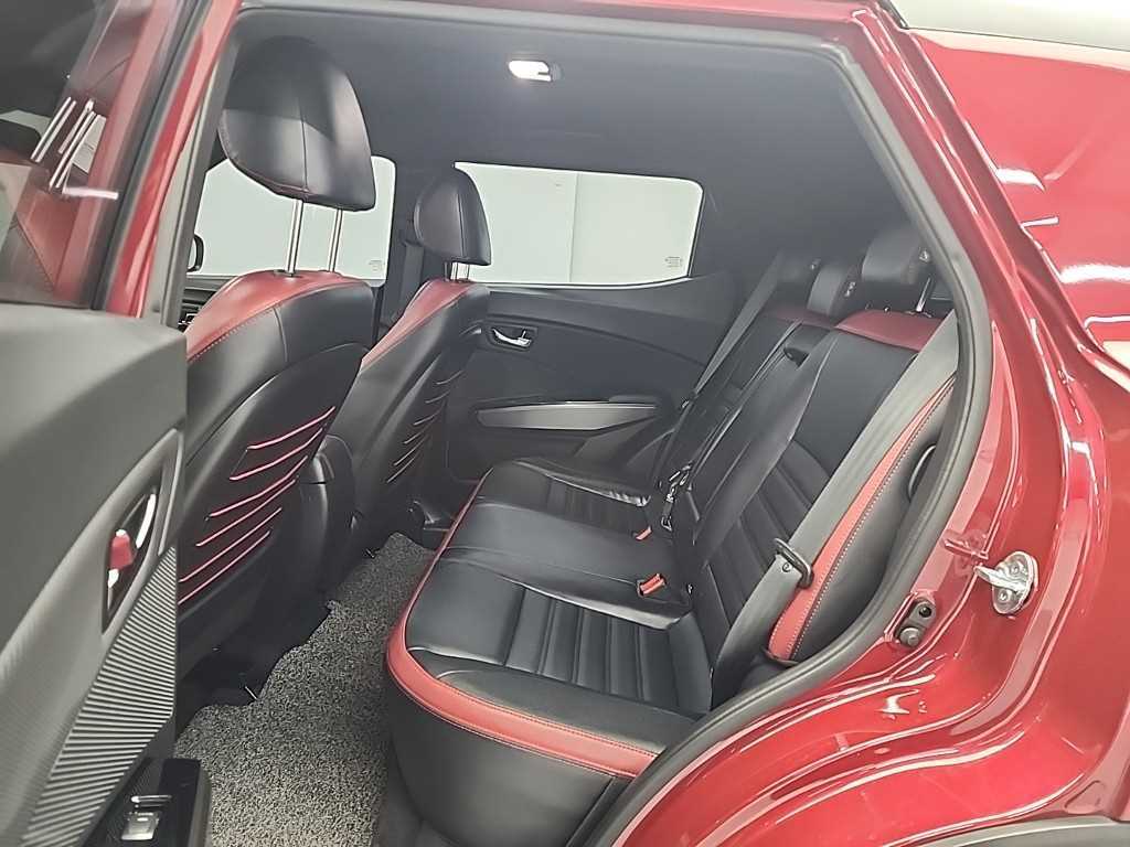 Ssangyong Tivoli - Vista 12