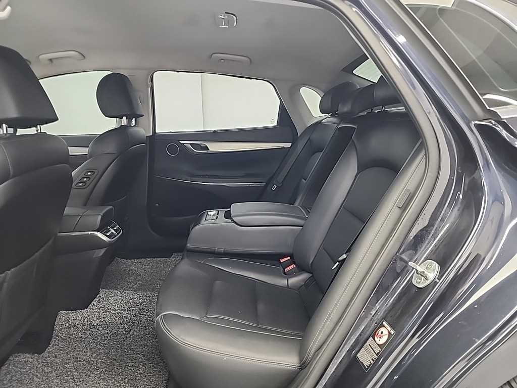 HYUNDAI Grandeur - Vista 12