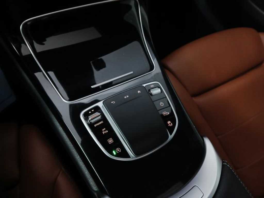 Mercedes Benz GLC Class 2021 Blanco - Importación desde Corea - HF Imports Iquique - Foto 13