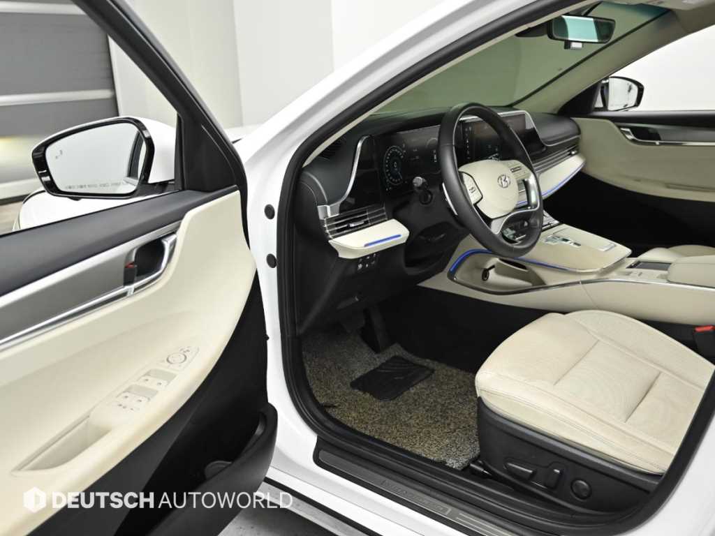 HYUNDAI Grandeur - Vista 11