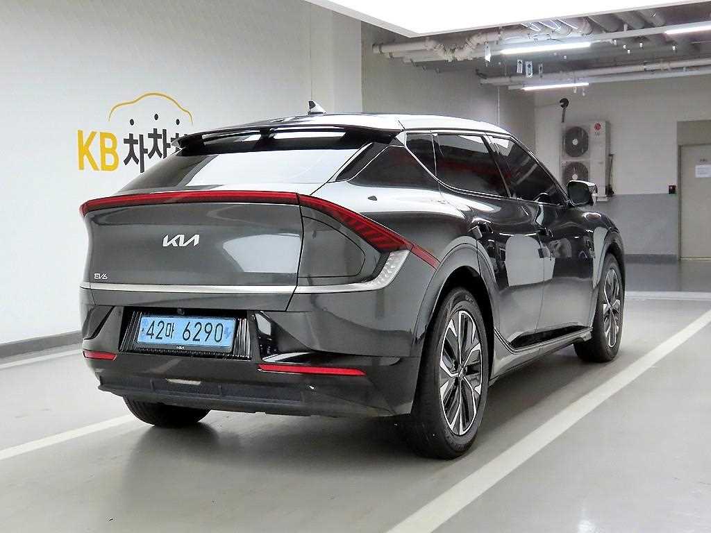 KIA EV6 - Vista 4