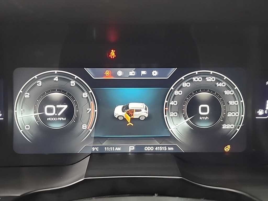 Ssangyong Tivoli - Vista 6