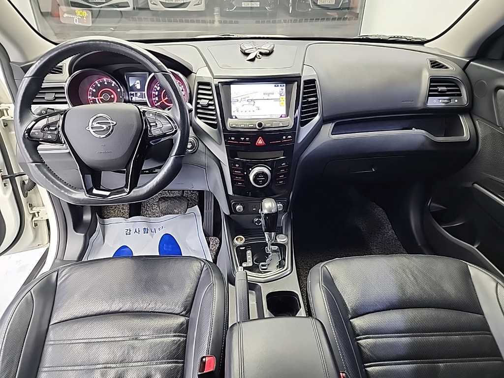 Ssangyong Tivoli - Vista 7