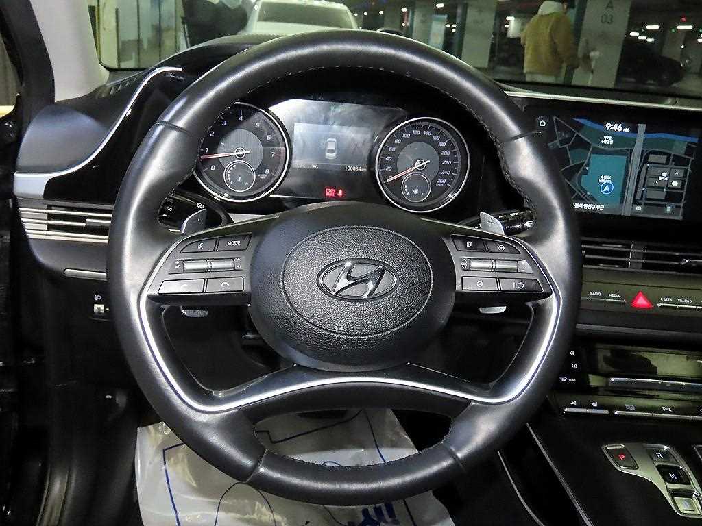 HYUNDAI Grandeur - Vista 8