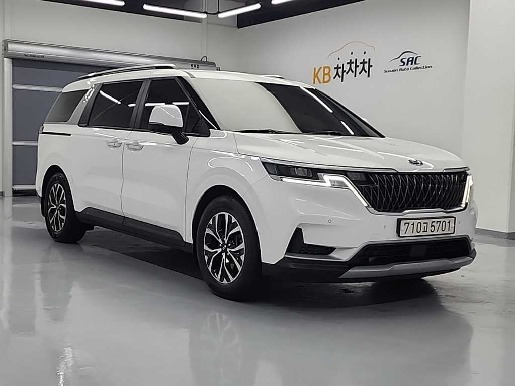 KIA Carnival - Vista 4