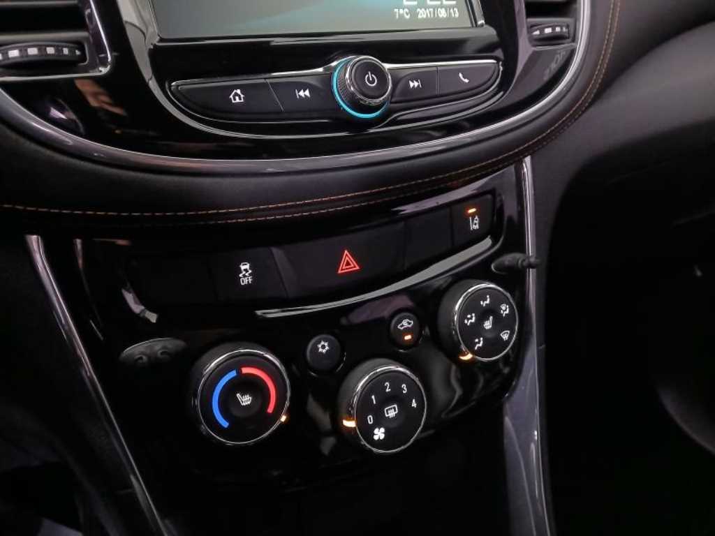 Chevrolet Trax 2018 Negro - Importación desde Corea - HF Imports Iquique - Foto 13