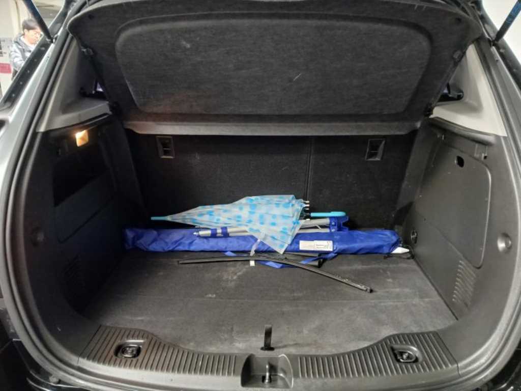 Chevrolet Trax 2018 Negro - Importación desde Corea - HF Imports Iquique - Foto 18