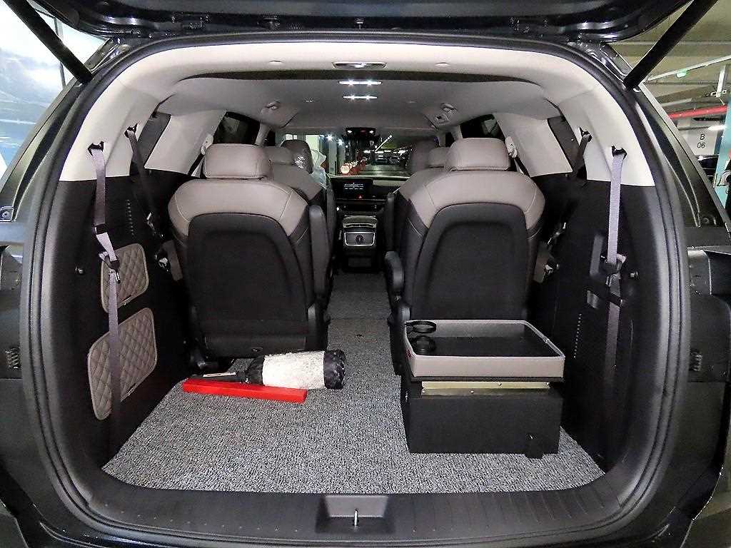 KIA Carnival 2025 Negro - Importación desde Corea - HF Imports Iquique - Foto 16