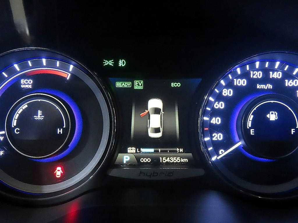 HYUNDAI Grandeur - Vista 9